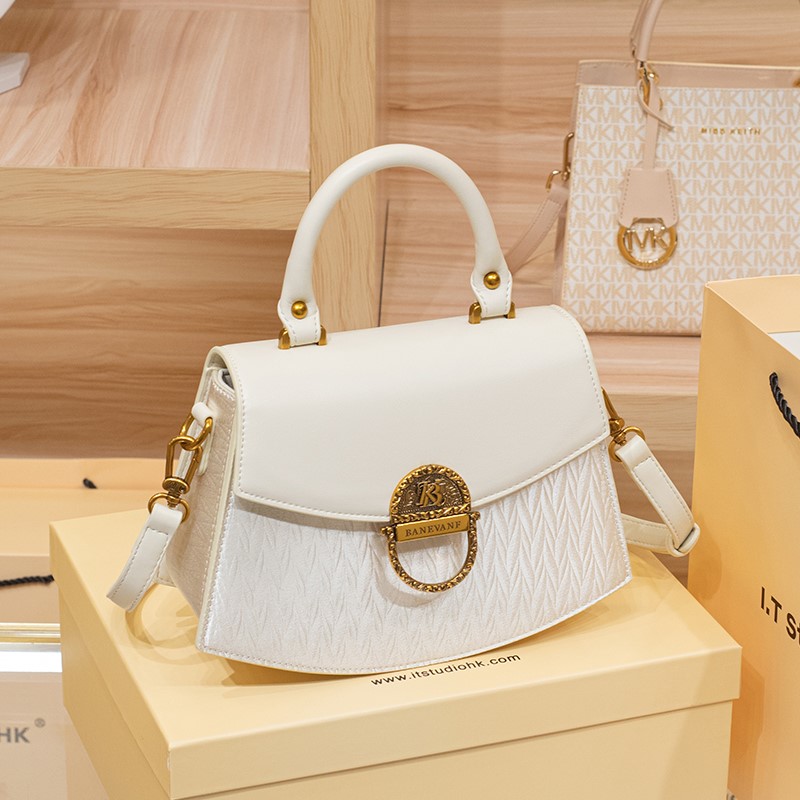 Light luxury brand women's han - đánh giá và giá Interior Design High End
