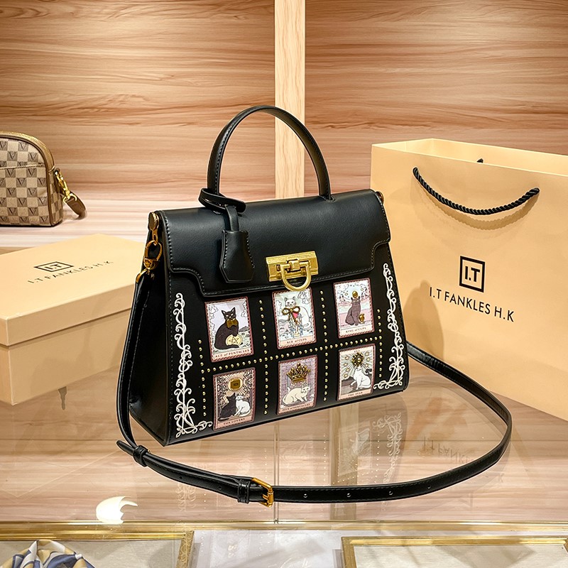 Women's handbag brand handbag  - đánh giá và giá Interior Design High End