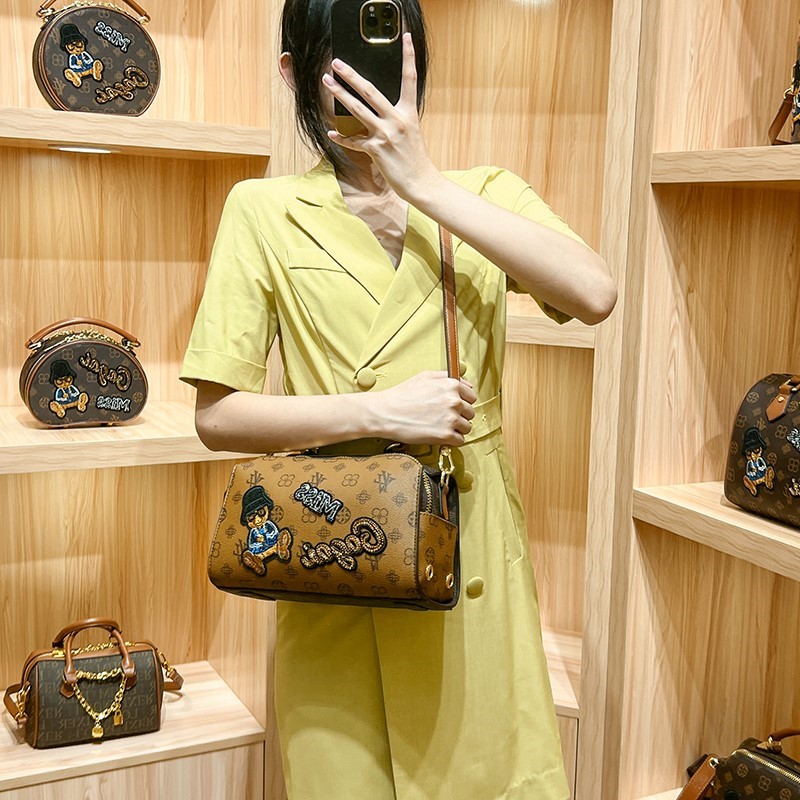 Light luxury brand women's han - đánh giá và giá Interior Design High End